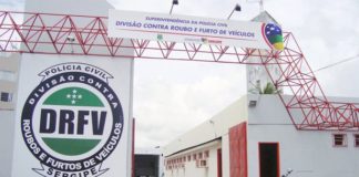 PC prende investigados por receptação de motocicletas roubadas e recupera veículo