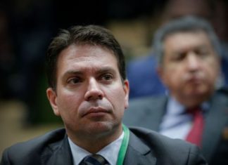 Quem é Alexandre Ramagem, escolhido para chefiar a PF