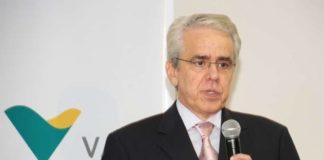 Presidente da Petrobras diz que gasolina custa R$ 0,91 na refinaria e lamenta preço dos postos