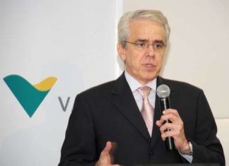 Presidente da Petrobras diz que gasolina custa R$ 0,91 na refinaria e lamenta preço dos postos