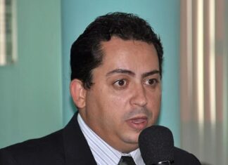 Secretário de Administração de Tobias Barreto explica que não houve corte em salário de professores