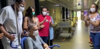 Médico curado da Covid-19 recebe alta médica após ficar 41 dias internado em hospital na Bahia