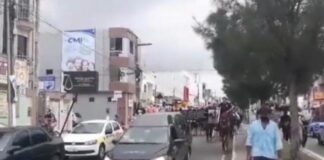 Em Itabaiana, cortejo fúnebre é confundido com manifestação contrária ao governador