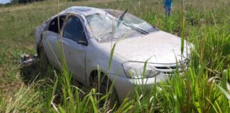 Radialista Tobiense capota carro na rodovia SE-170