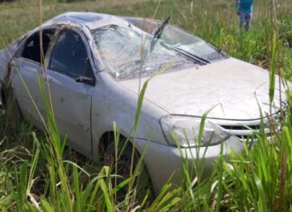 Radialista Tobiense capota carro na rodovia SE-170