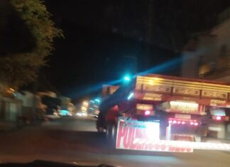 PM prende condutor de caminhão, sem habilitação e em direção perigosa pelas ruas de Tobias Barreto.