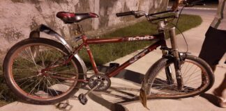 ARACAJU: Motorista atropela ciclistas na Avenida Gasoduto e foge do local, diz Cptran