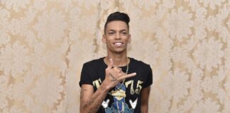 Cantor Devinho Novaes é indiciado por lesão corporal em caso de violência doméstica contra ex-namorada