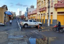 Ruas do Centro de Aracaju são fechadas para evitar aglomerações
