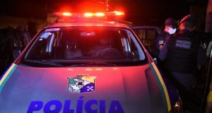 PM flagra aglomeração de pessoas em um povoado de Umbaúba