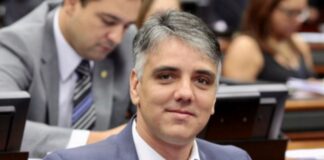 Deputados Federais lagartenses votam contra a continuidade do Auxilio emergencial até dezembro