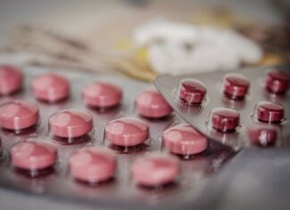 Medicamentos usados no tratamento da Covid-19 começam a faltar em SE