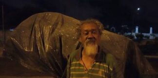 ‘Foi uma grande covardia’, desabafa morador em situação de rua que teve barraco incendiado em Aracaju – SE.