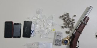 Polícia Civil de Tobias Barreto e PM / BA apreendem 2 menores com drogas e arma de fogo na Lagoa Redonda