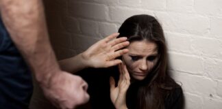 PMs prendem homem por causa de violência doméstica contra sua esposa em Cristinápolis.