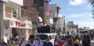 Manifestação contra a feira da coruja aos domingos em Tobias Barreto – SE.