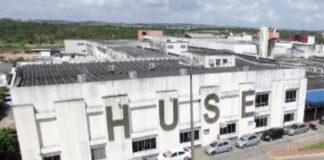 Morre motorista que teve o braço decepado após carro bater em árvore em Aracaju