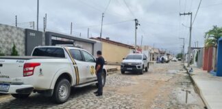 Com piscinas e veículos, casas são flagradas com ligações clandestinas de água em Tobias Barreto